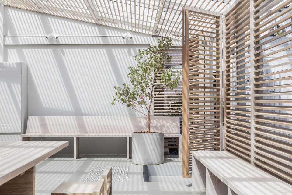 shelter by esoteriko interior architecture