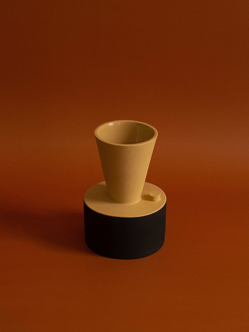 speaker vase collection by suomudesign