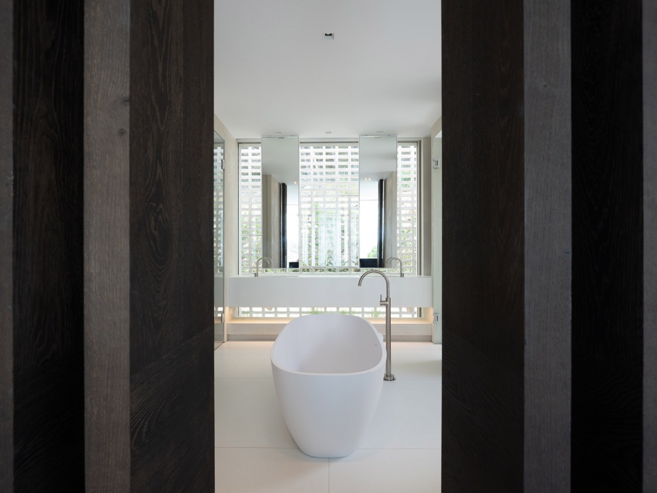 costa brava house by mathieson architects