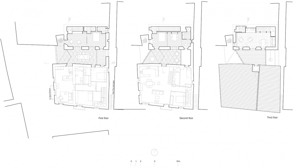 Terraces neighbouring house by unparelldarquitectes