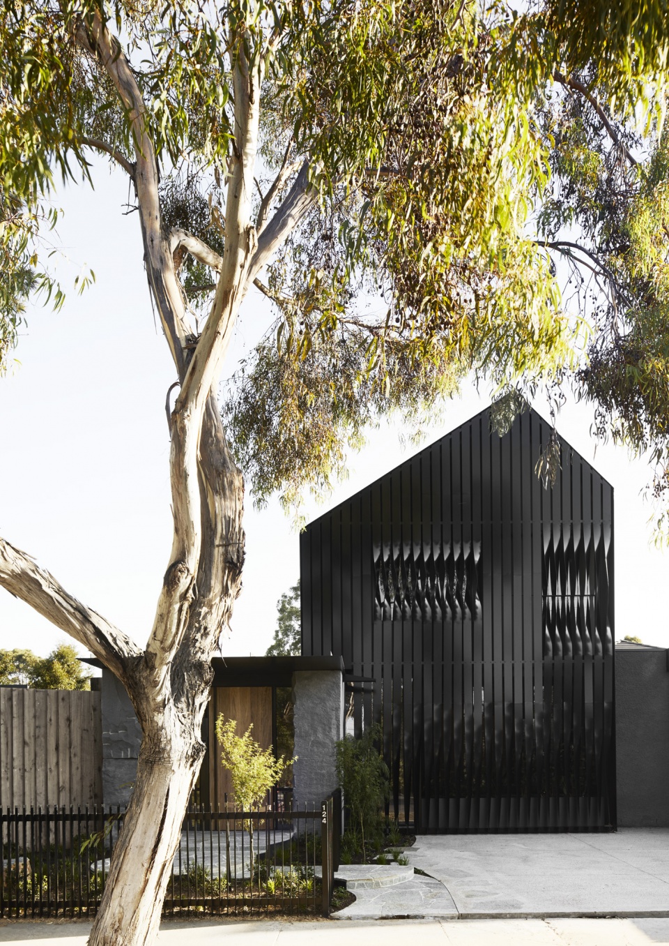 cornerstone house by splinter society architecture