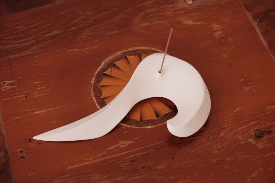 architecture incense holder Mur Mur Lab