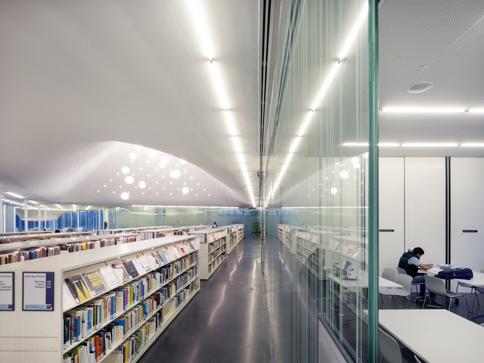 Springdale Library & Komagata Maru Park by RDHA 谷德设计网