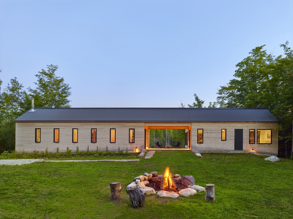 land house by works office of brian obrian architect