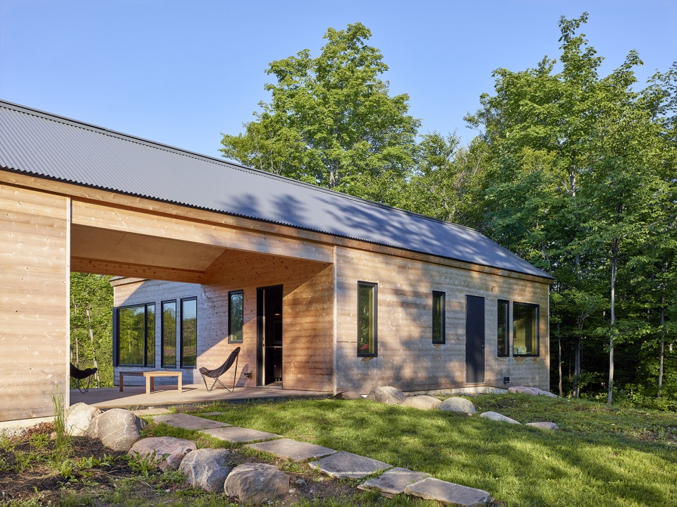 land house by works office of brian obrian architect