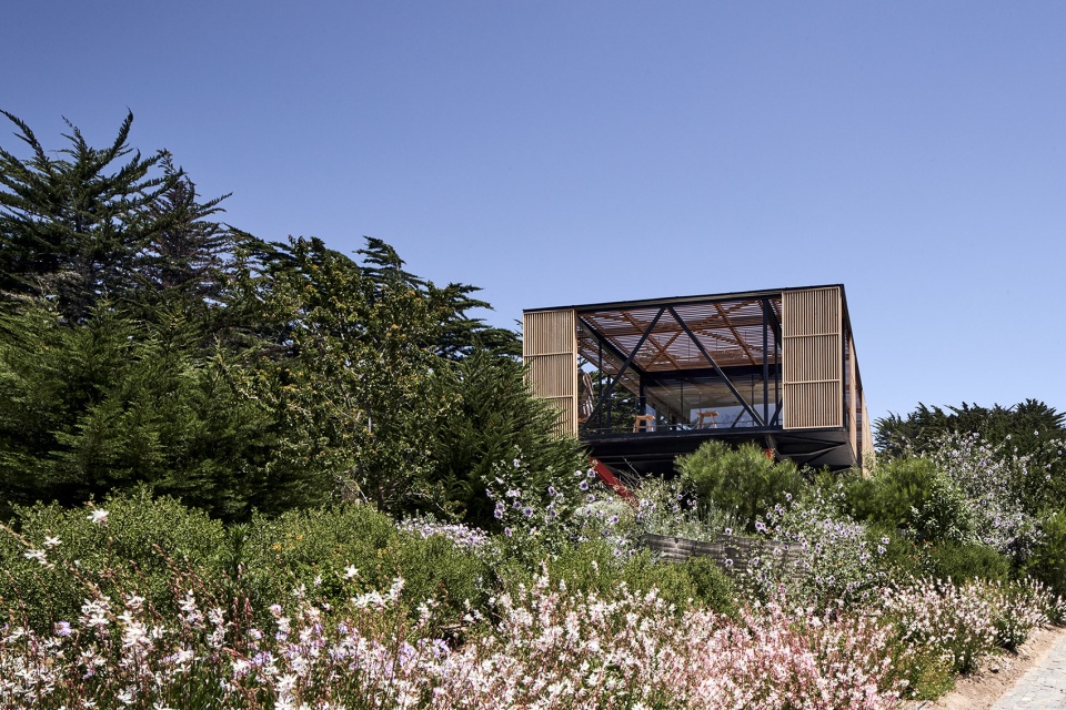 engawa house by santiago valdivieso stefano rolla