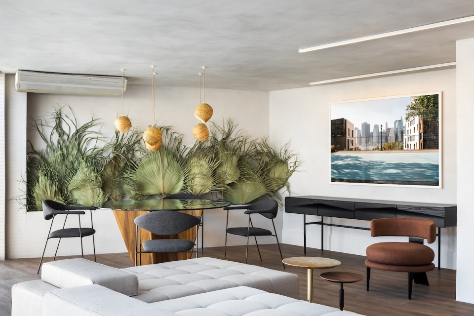 Vitrine Momenttum house by Studio Boscardin.Corsi Arquitetura