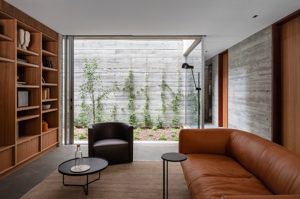 church point house by chrofi
