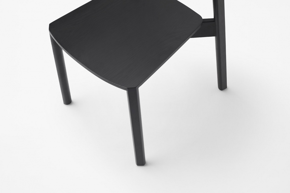 A new wooden chair and table collection 22blade22 Japen by nendo