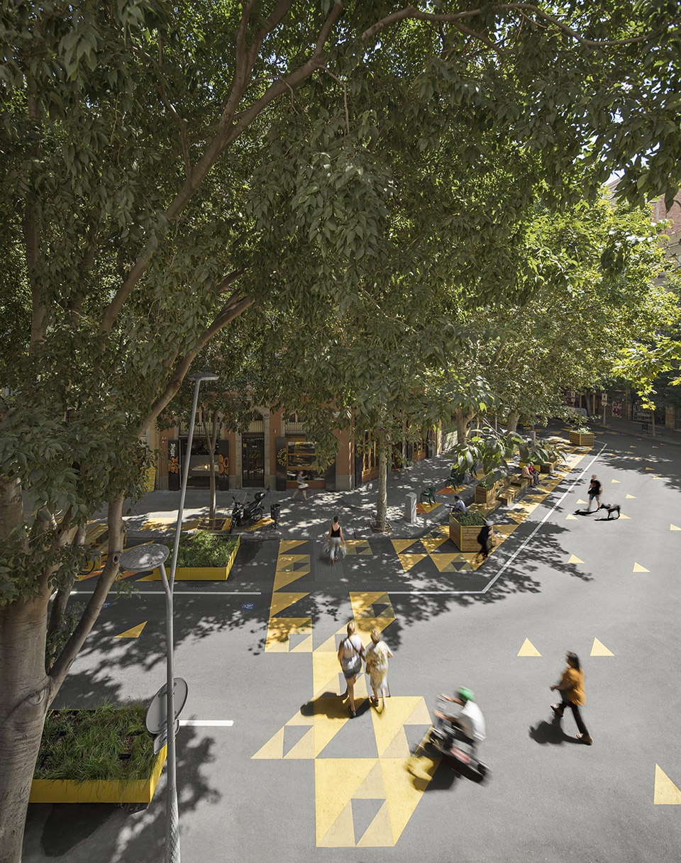 Superblock of Sant Antoni by Leku Studio