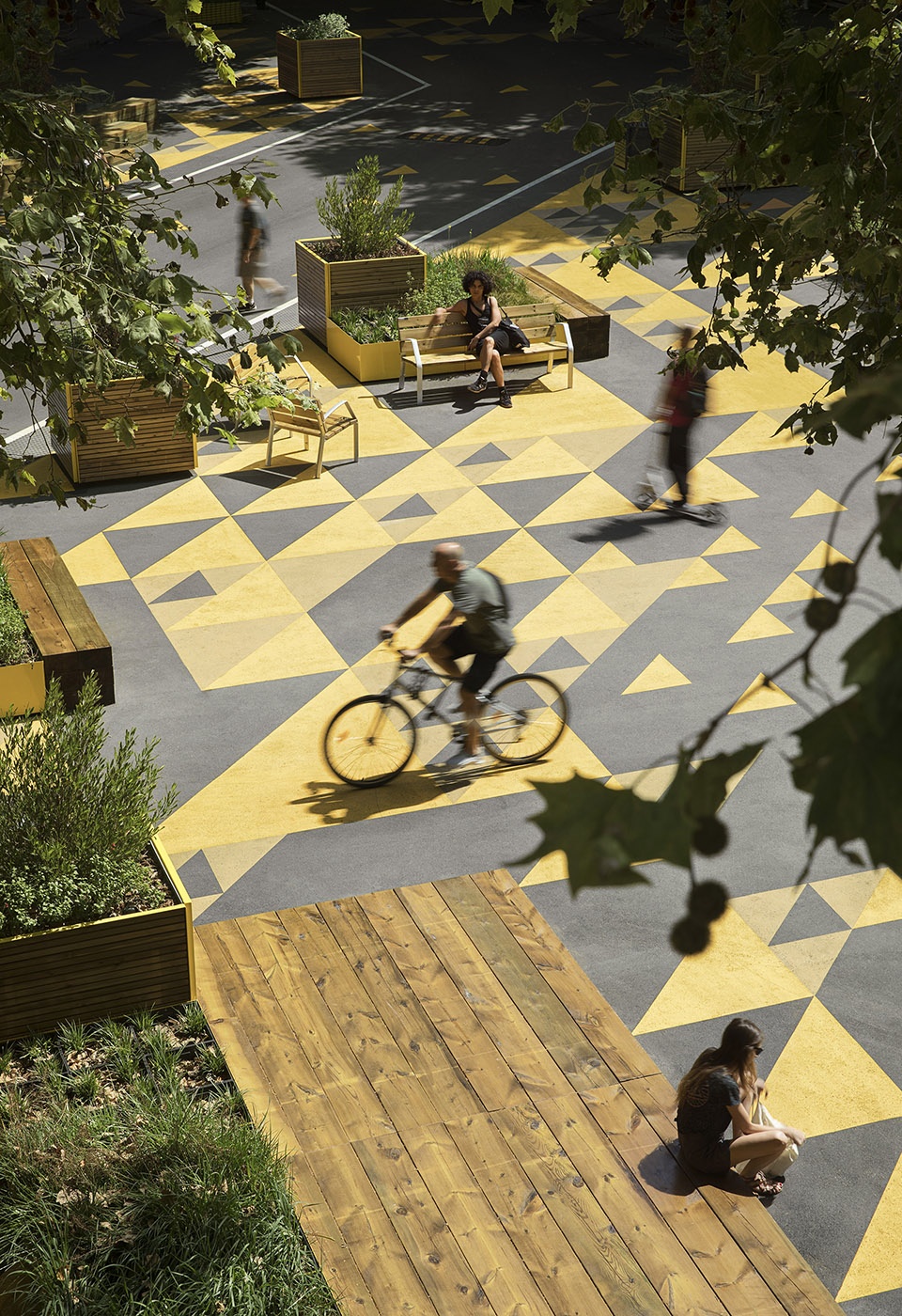 Superblock of Sant Antoni by Leku Studio