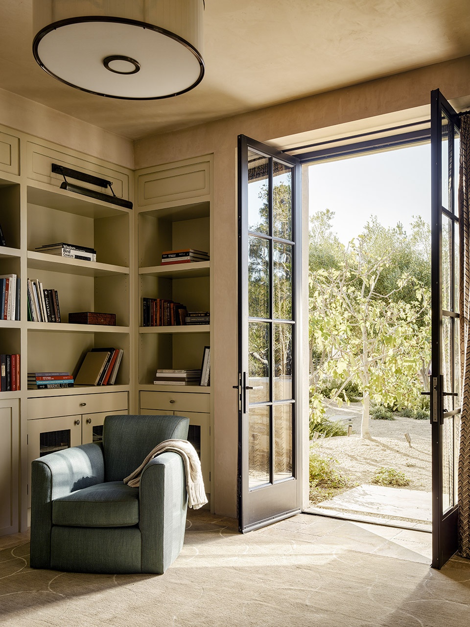studio schicketanz embraces the california coast