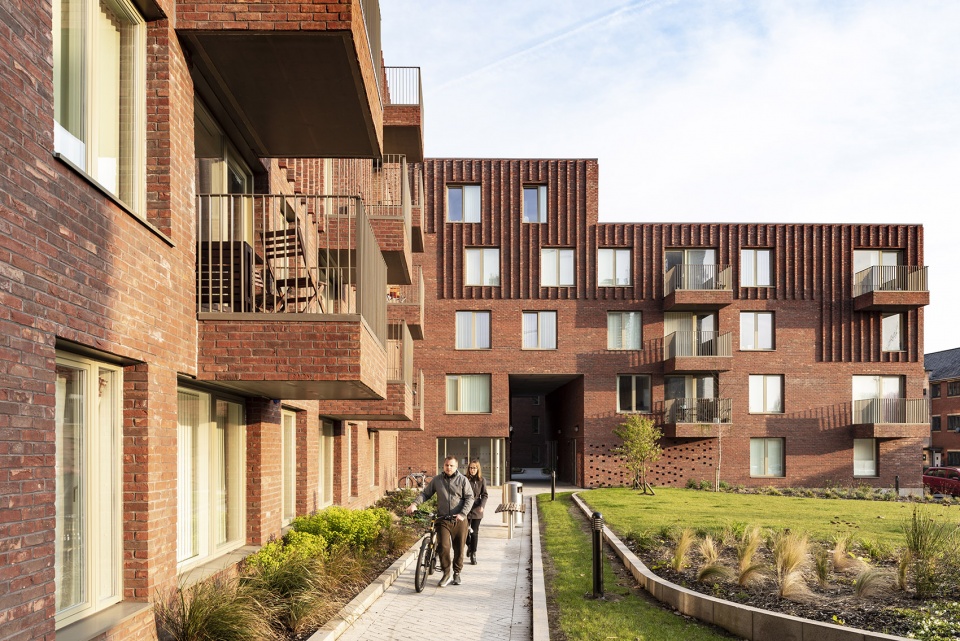 hulme living leaf street housing by mecanoo