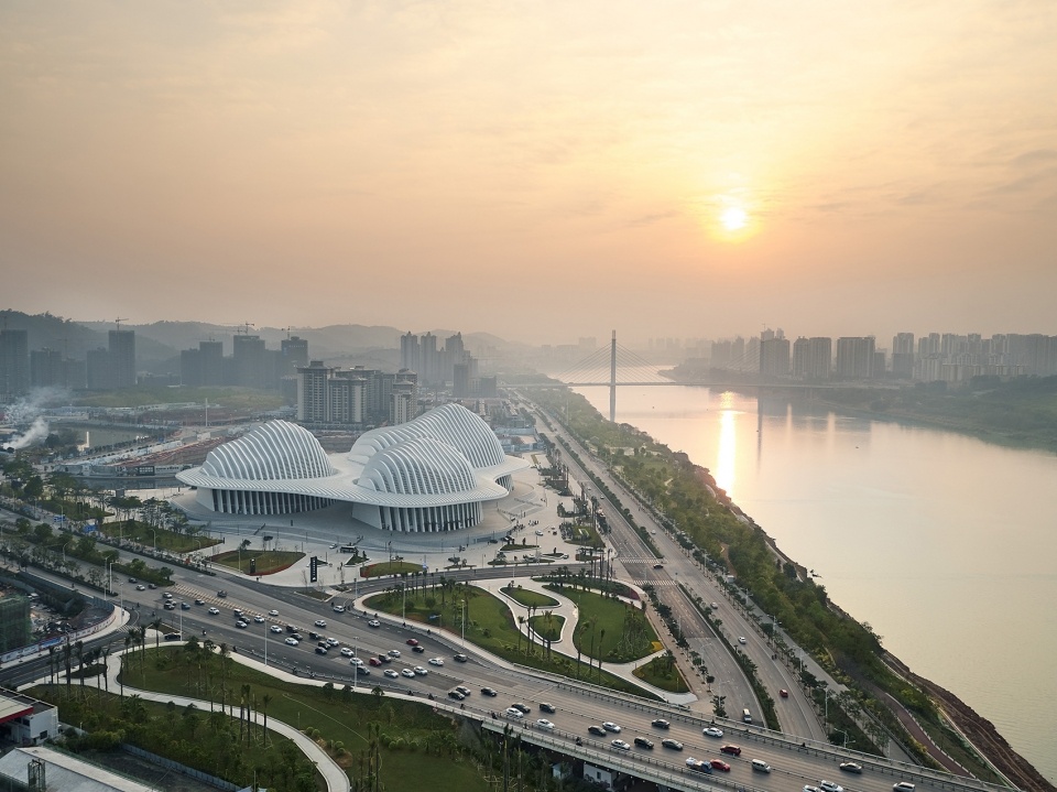 Guangxi Culture Art Center by gmp 960x719