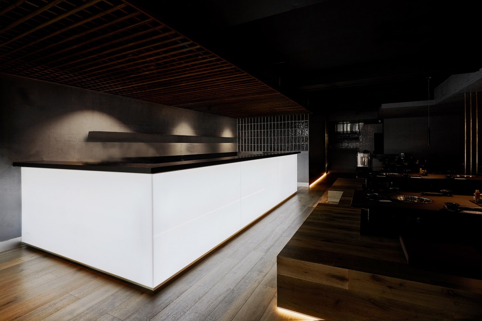 shinbashi restaurant and sake bar by pierce widera