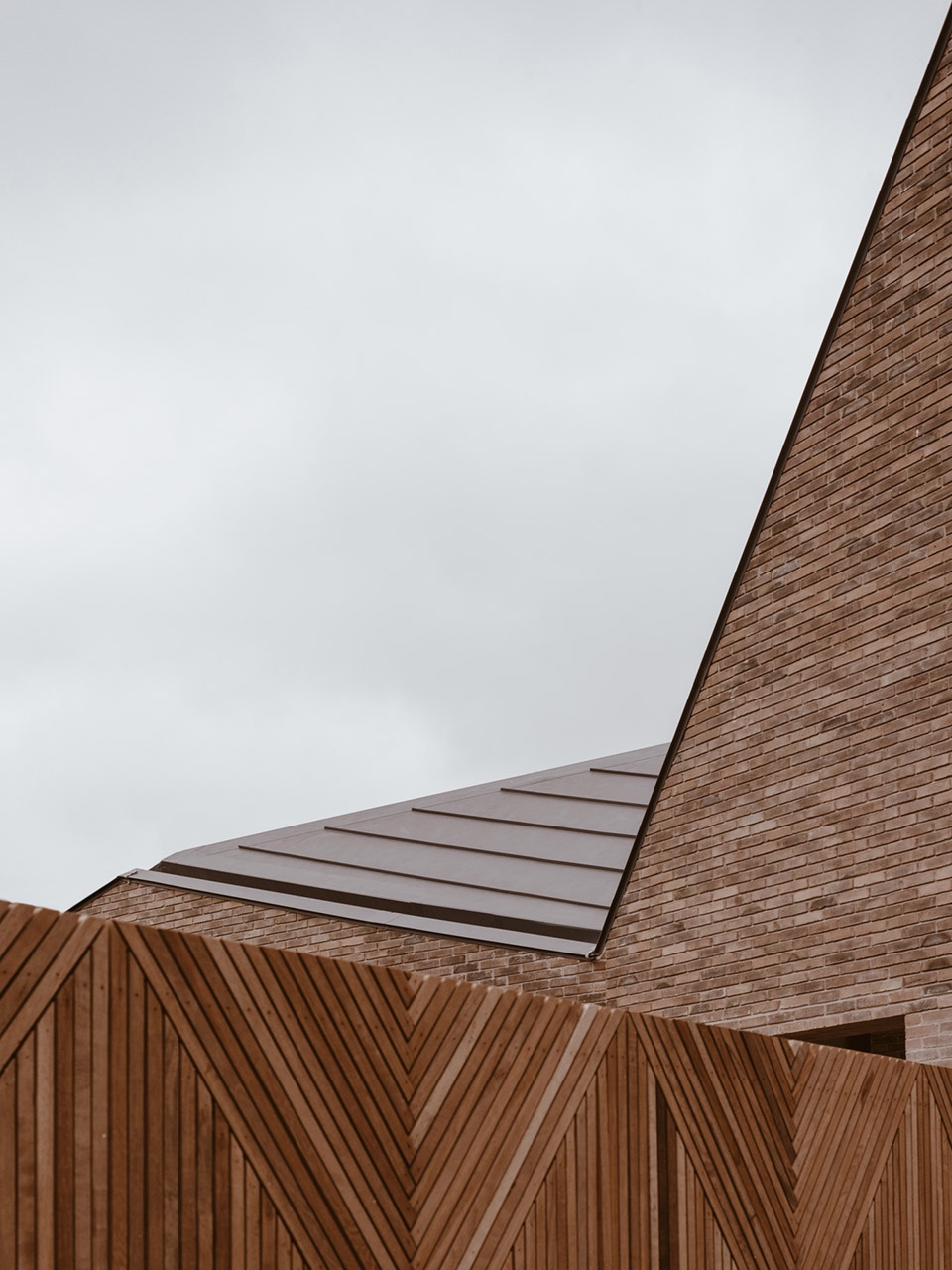 drayton green church by piercycompany