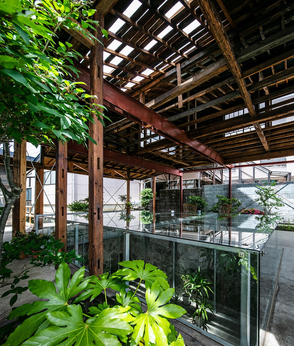 House with 6 annexes Kiyoaki Takeda Architects