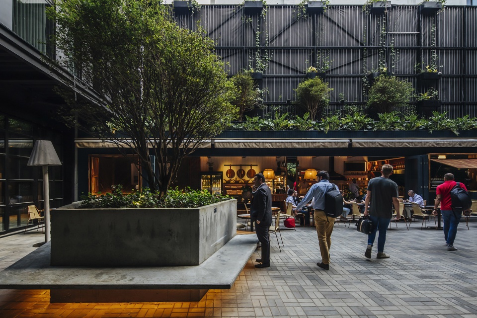 hotel click clack medellin by planb arquitectos