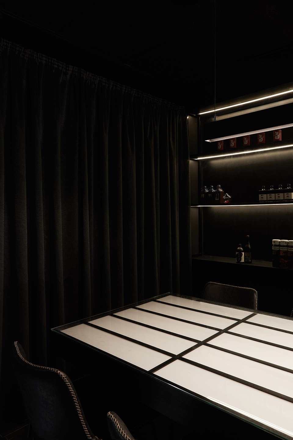 shinbashi restaurant and sake bar by pierce widera