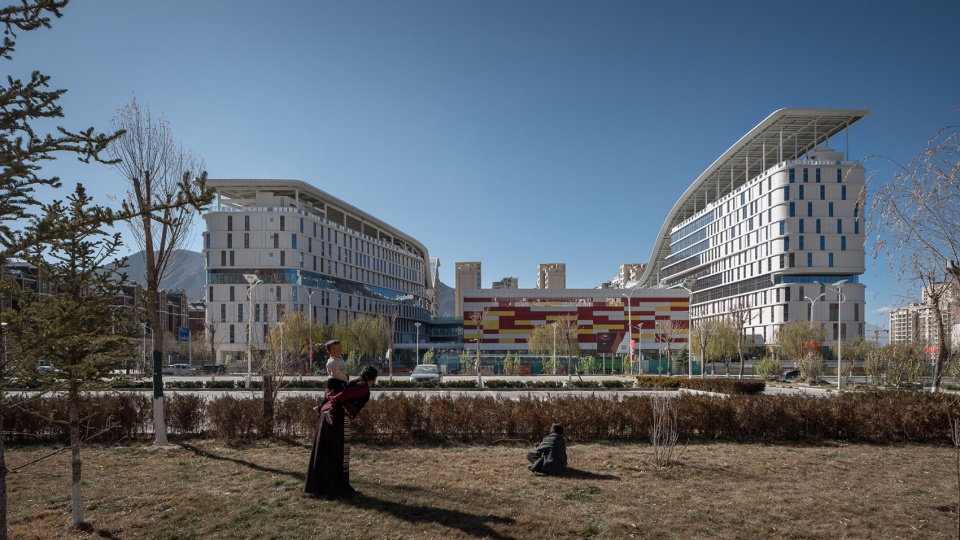 Tibet Woman and Children Hospital Bazuo Architecture