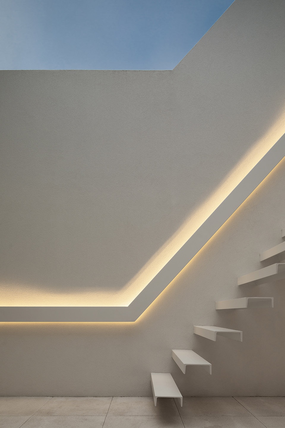 beira mar house by paulo martins
