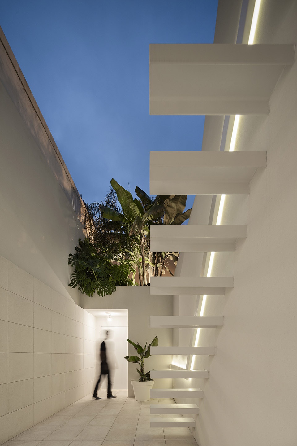 beira mar house by paulo martins