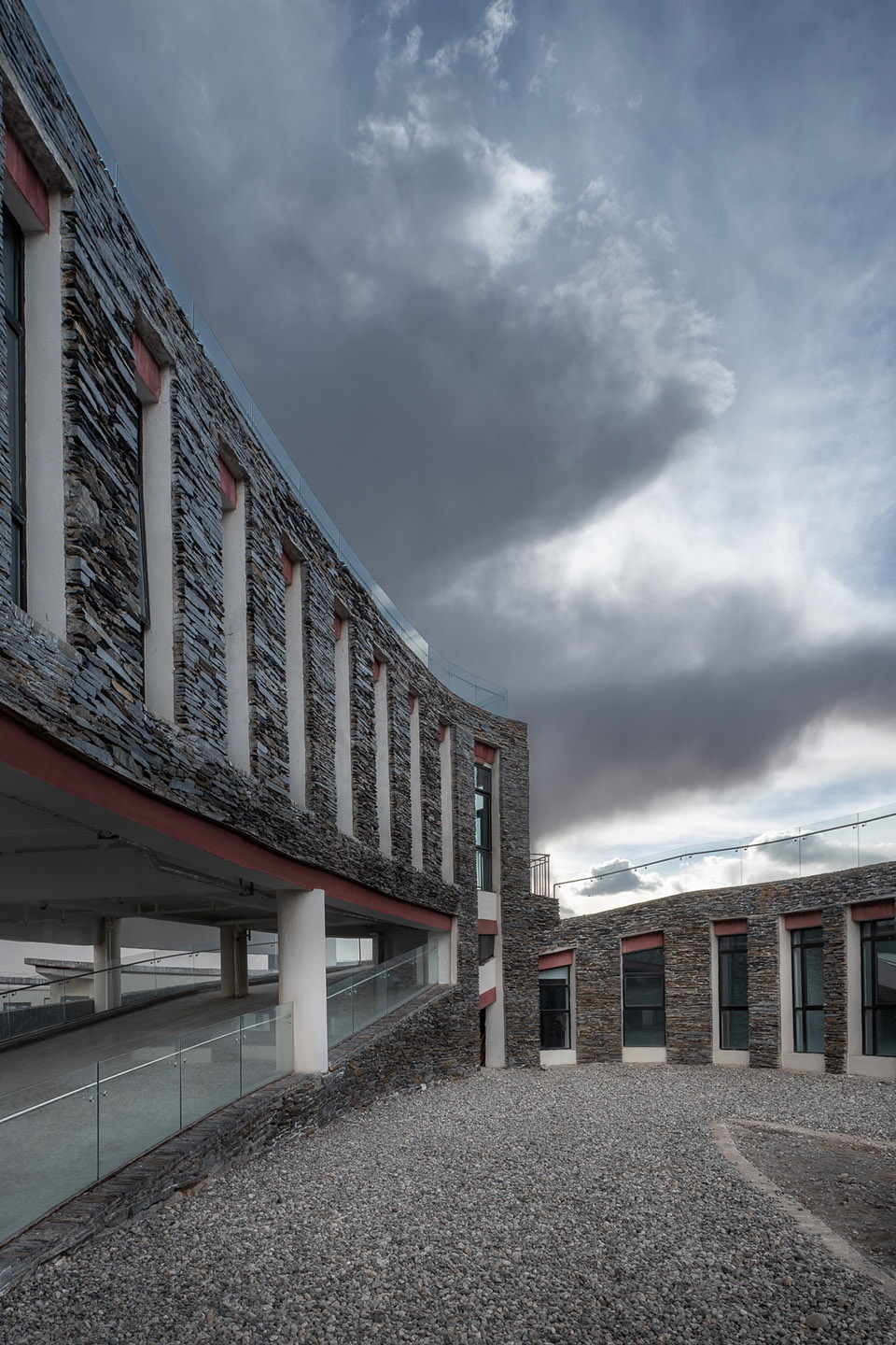 Health center under gunren Boqi BAZUO Architecture Studio