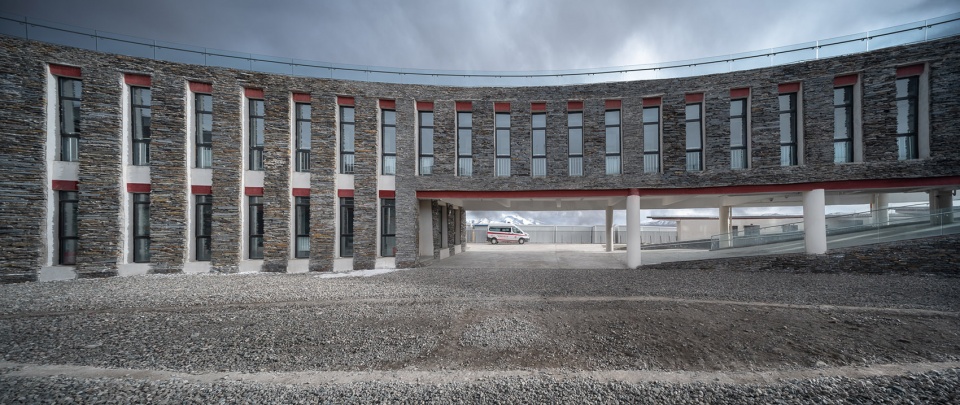 Health center under gunren Boqi BAZUO Architecture Studio