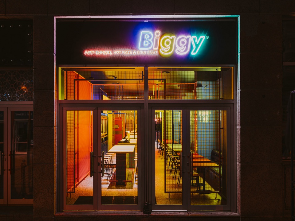BIGGY Bar Poland by BUCK.STUDIO