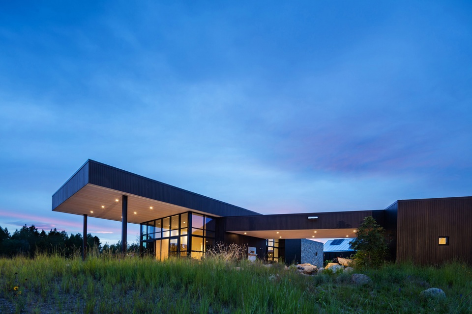 Confluence House American by Cushing Terrell