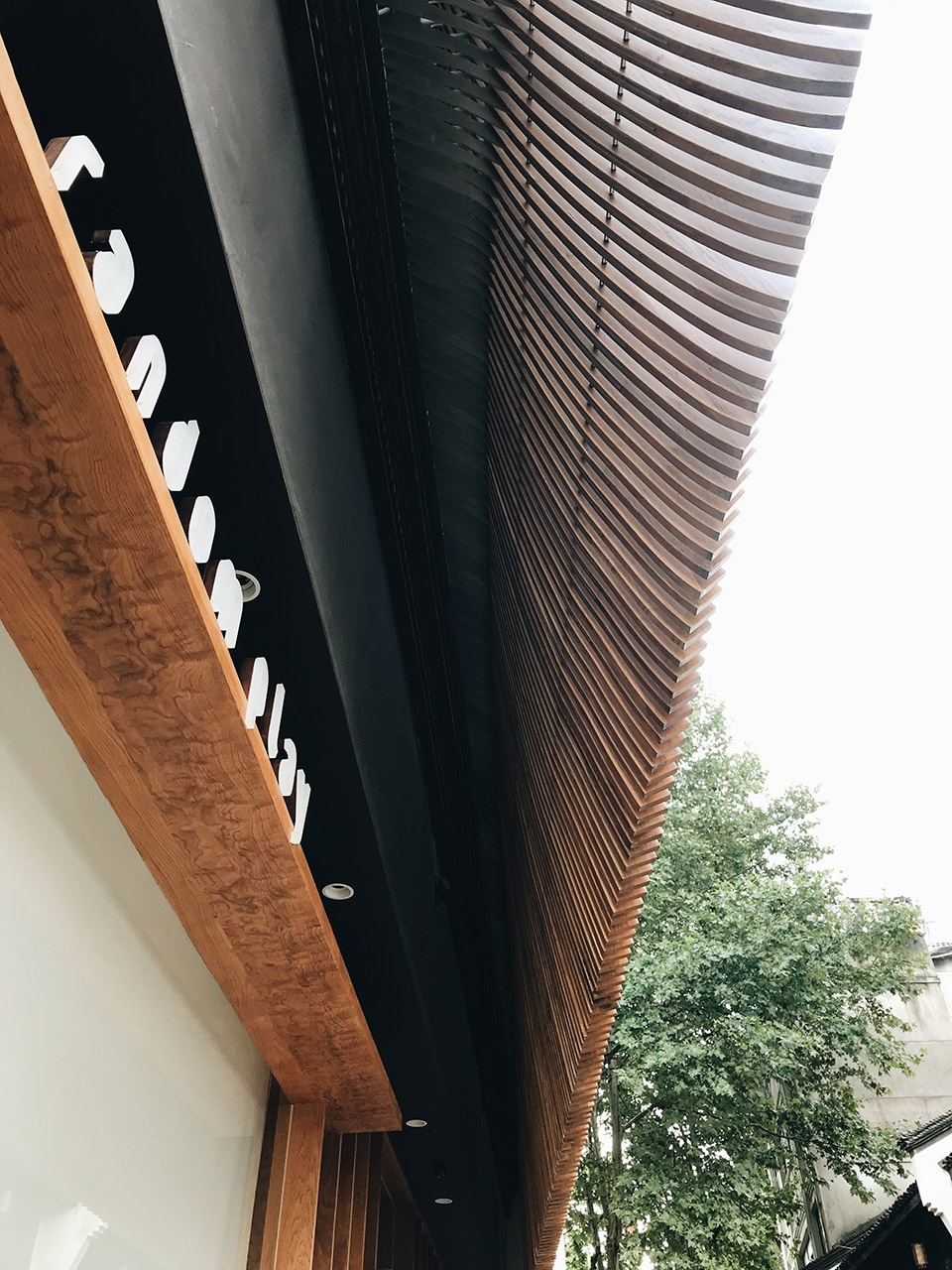 Random Art Space Hnagzhou by AIR Architects