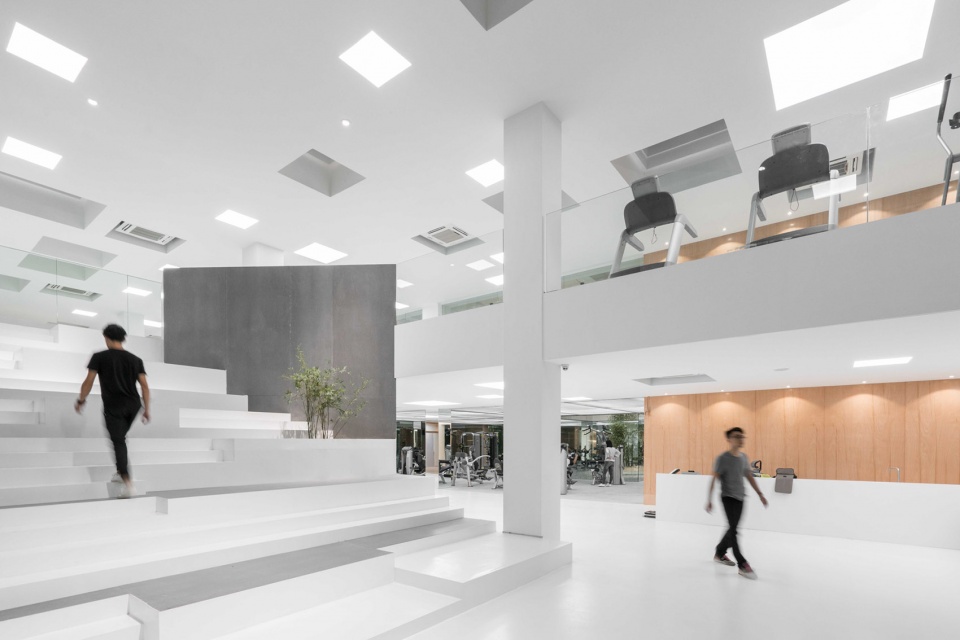 LAN SPACE BEING ARCHITECTS