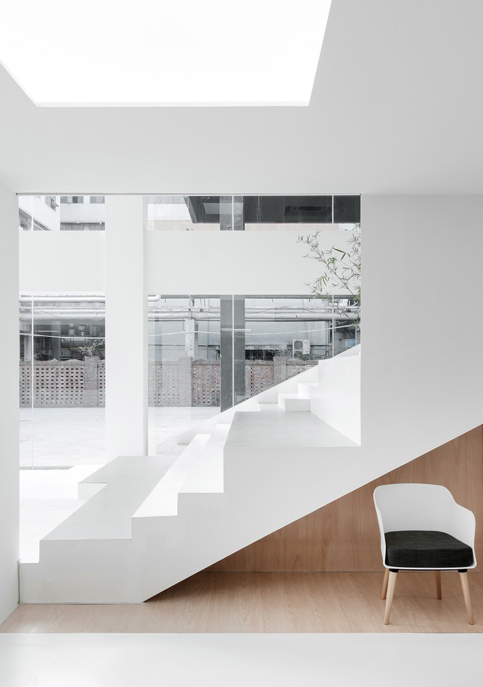 LAN SPACE BEING ARCHITECTS