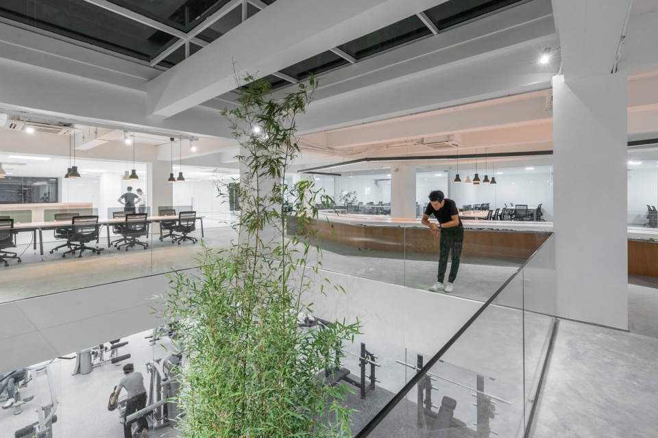 LAN SPACE BEING ARCHITECTS