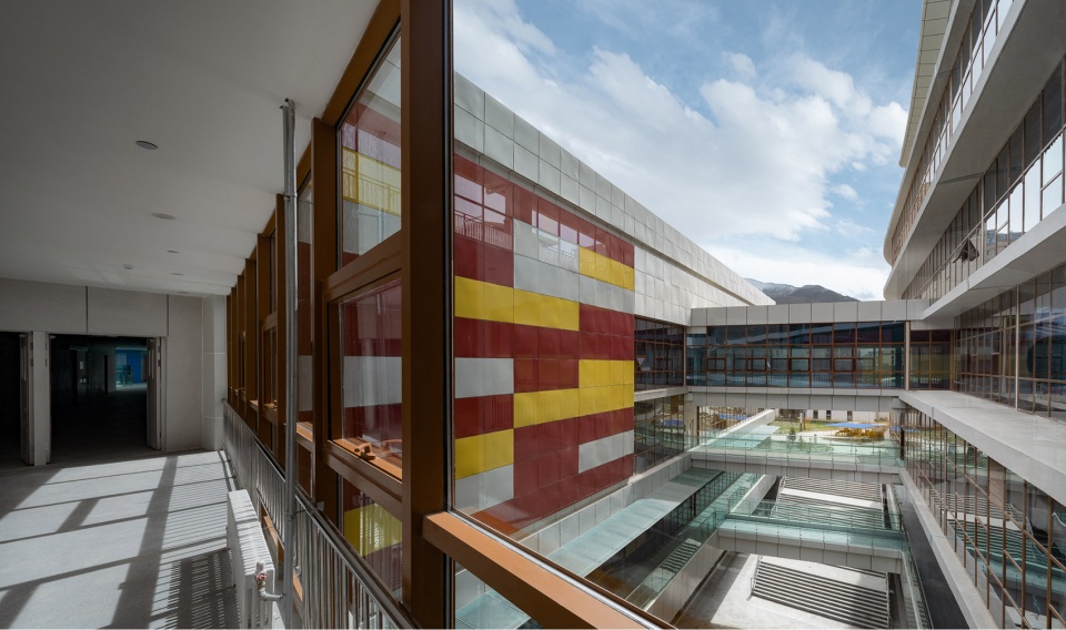 Tibet Woman and Children Hospital Bazuo Architecture