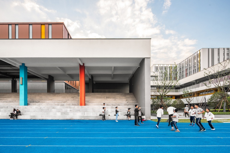 操场playground1©行知影像