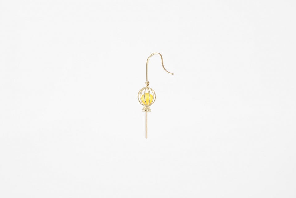 New accessory design 22candy wrapper collection22 for CHJ by nendo
