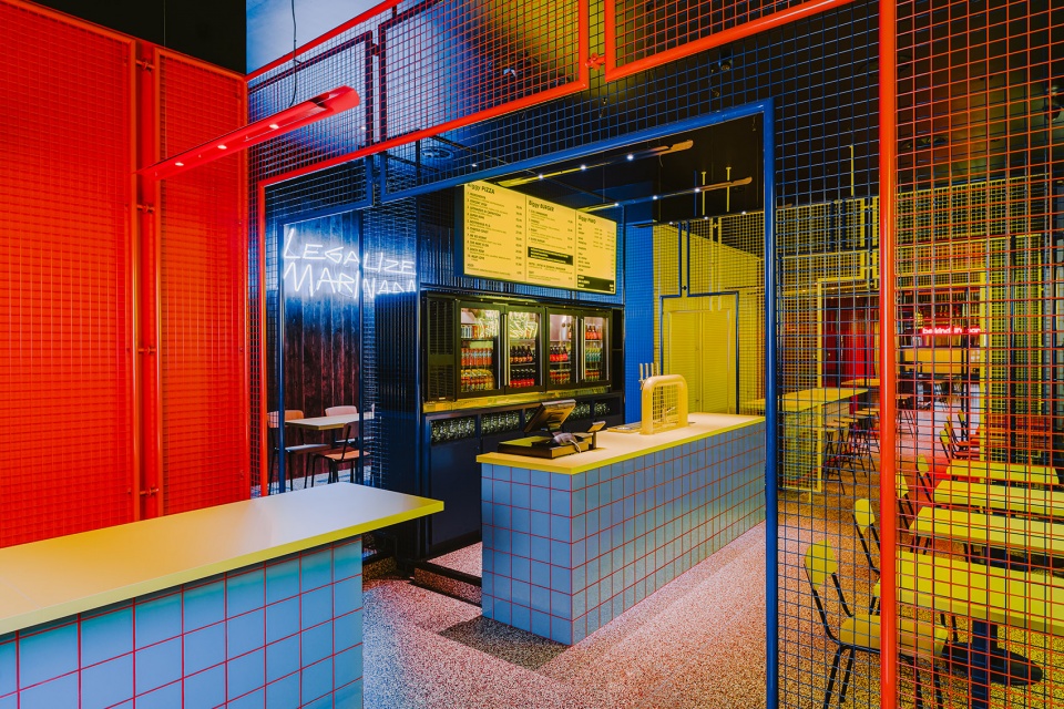 BIGGY Bar Poland by BUCK.STUDIO