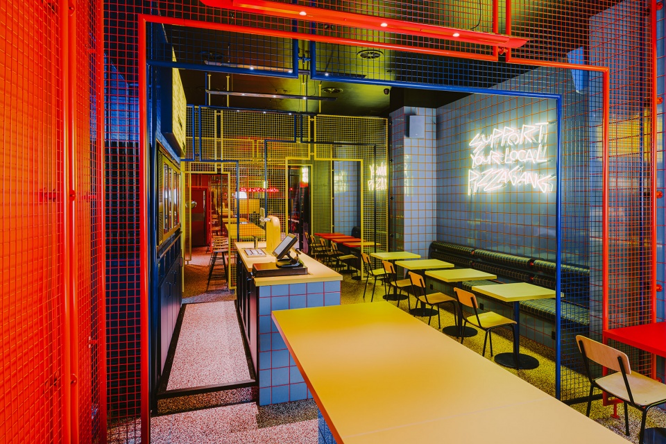 BIGGY Bar Poland by BUCK.STUDIO