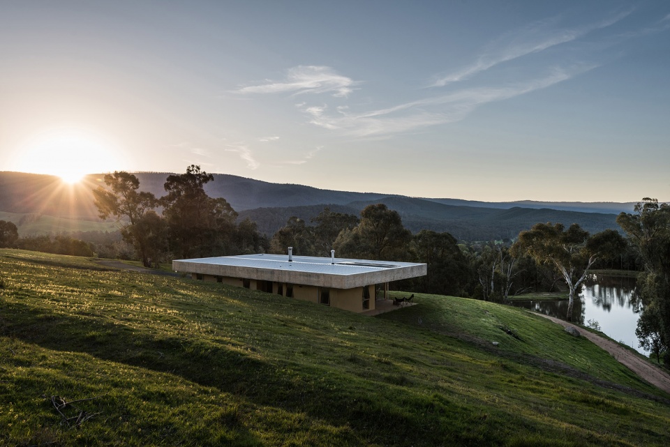 Buxton Rise House Melbourne by Format Architects
