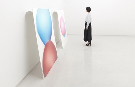 “弹力”展空间及图象设计，日本 / nendo
