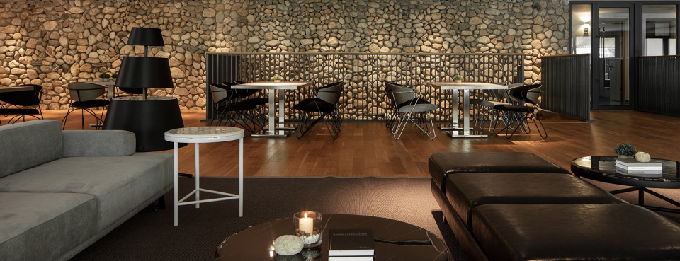 stonegate hotel of little hua mountain china by benmo design