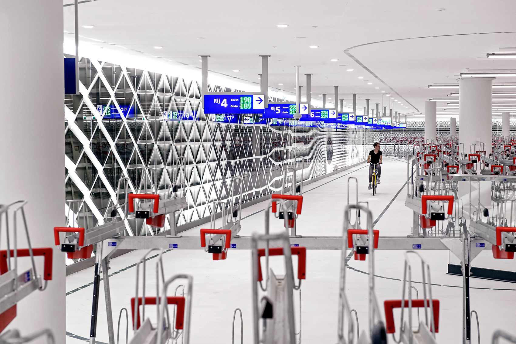 bicycle parking by silo and studio marsman