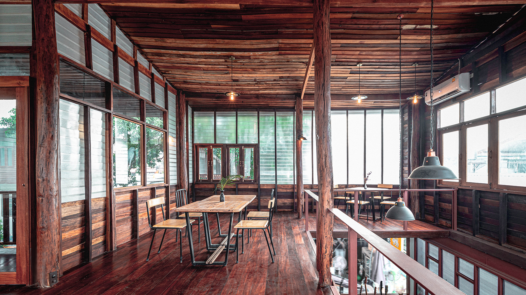 tamarind bistro and music house by bodinchapa architects