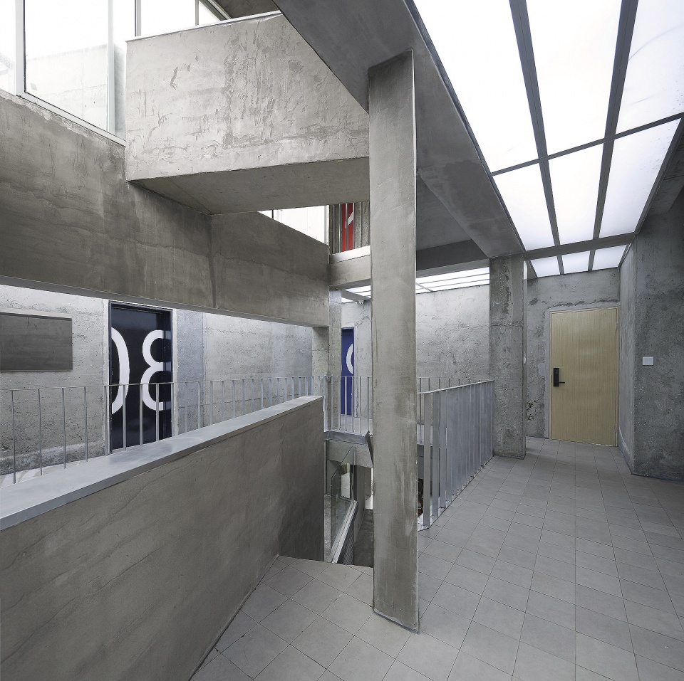 yelan colour guest house china by aml design studio