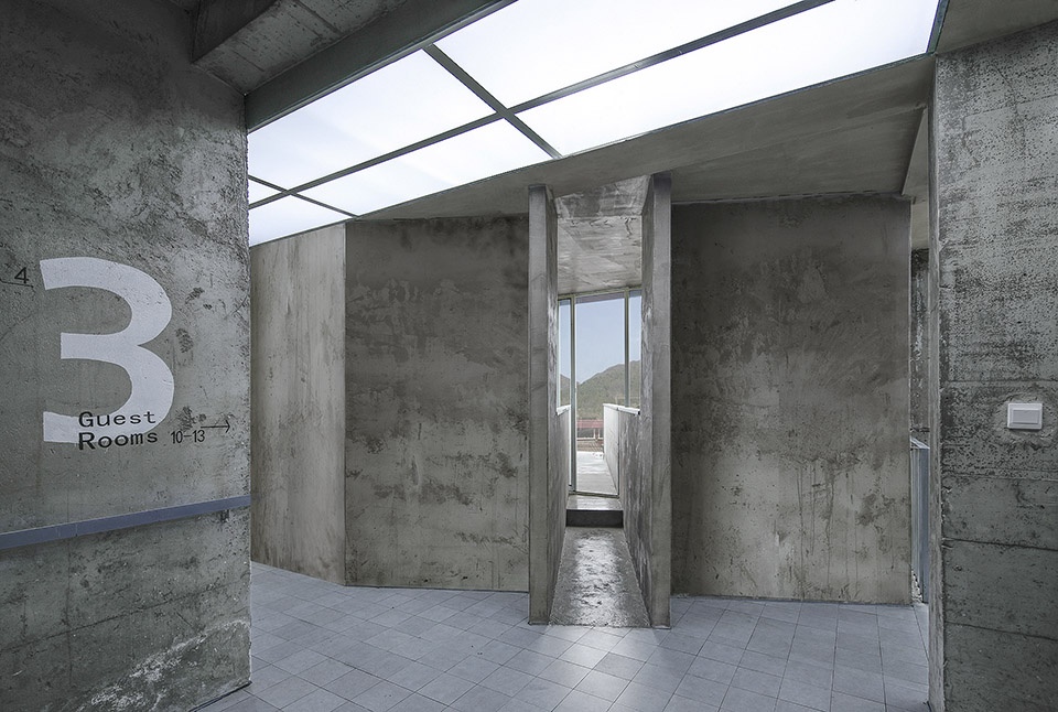yelan colour guest house china by aml design studio