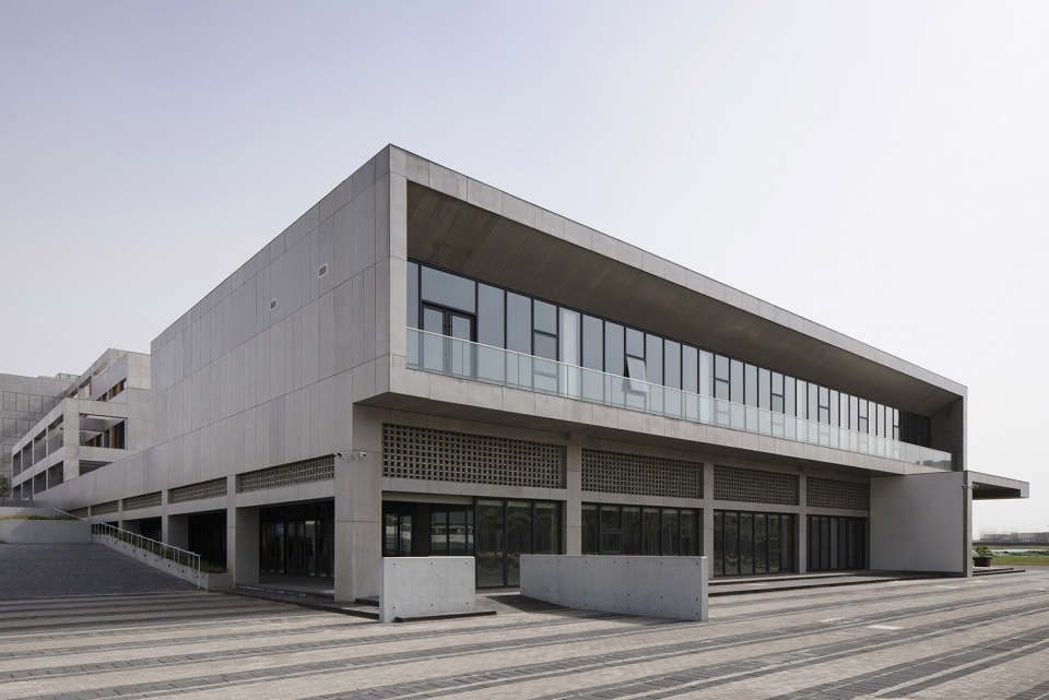 Cangzhou Mingzhu International Clothing Industry Characteristic Town’s Service Community y ad studio