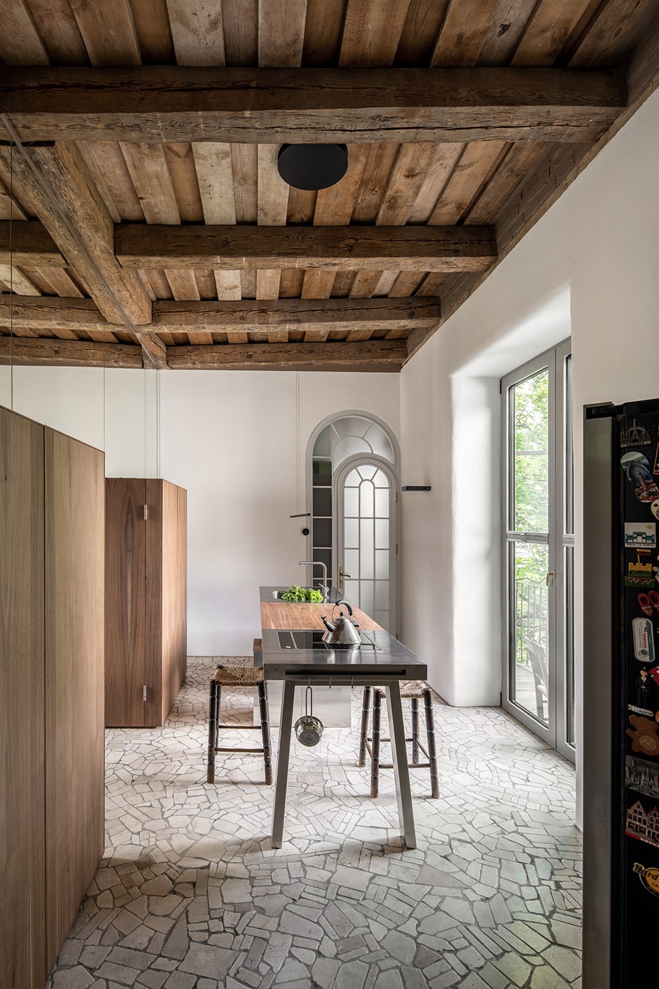 guculska apartment by replus design bureau