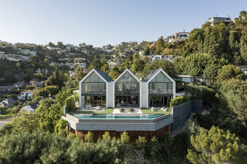 Forest Knoll residence Standard Architecture