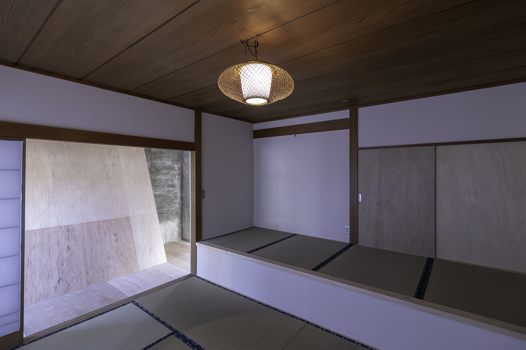 himuro gallery and residence by taku sakaushi and ofda
